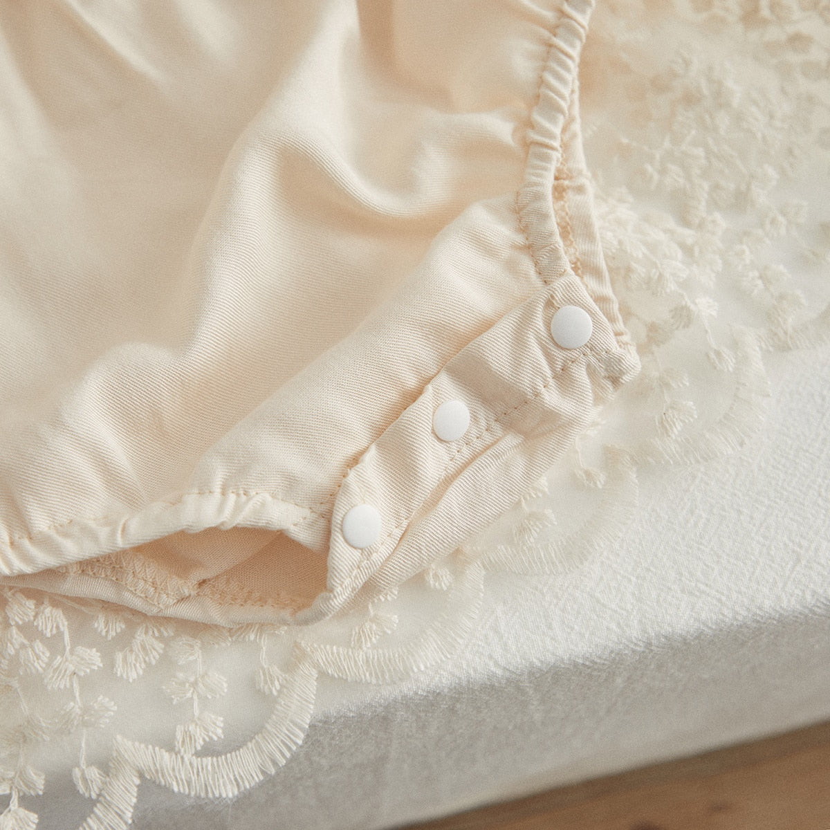 שמלת פרחונית- קיילי